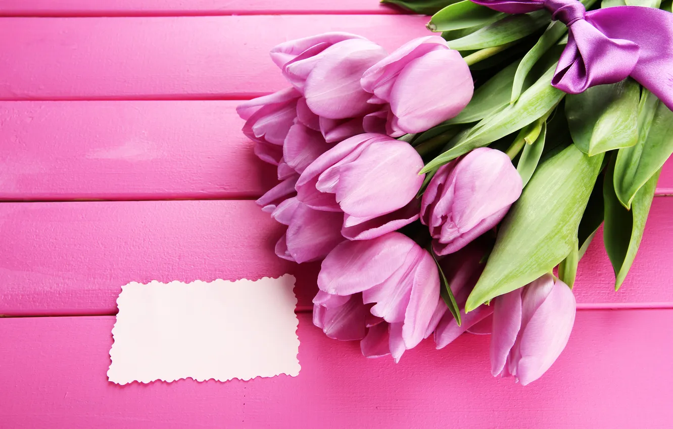 Фото обои цветы, букет, тюльпаны, розовые, wood, pink, flowers, beautiful