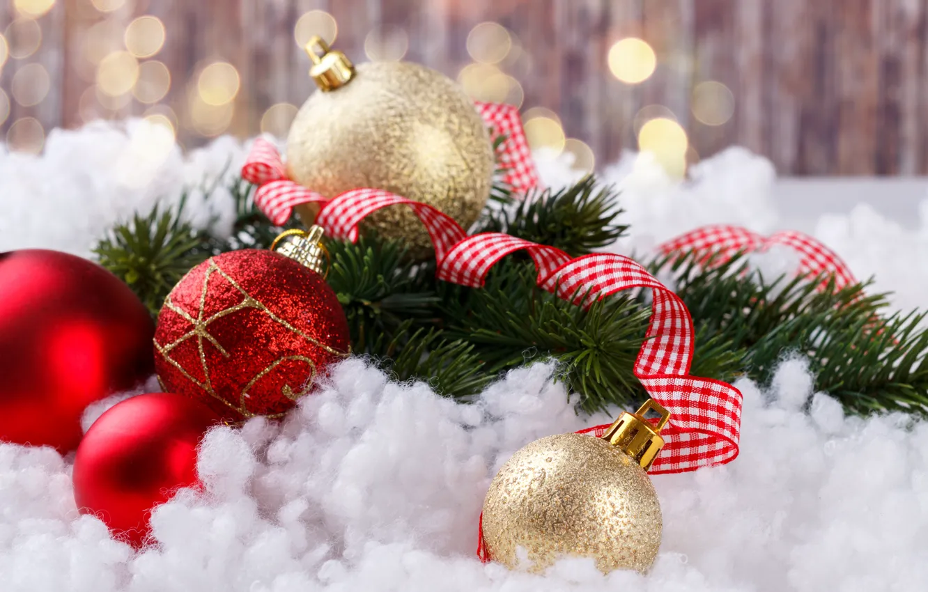 Фото обои снег, шары, елка, Новый Год, Рождество, Christmas, balls, snow