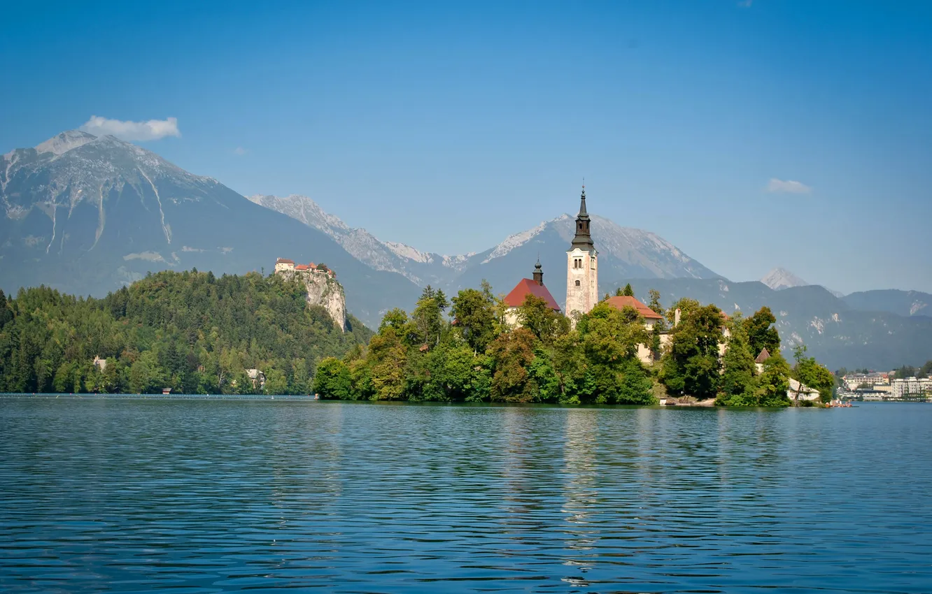 Фото обои небо, горы, город, озеро, остров, башня, церковь, Словения