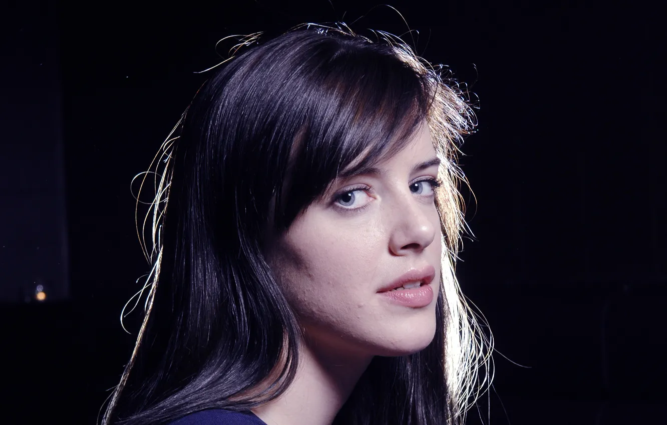 Фото обои blue eyes, brunette, Michelle Ryan