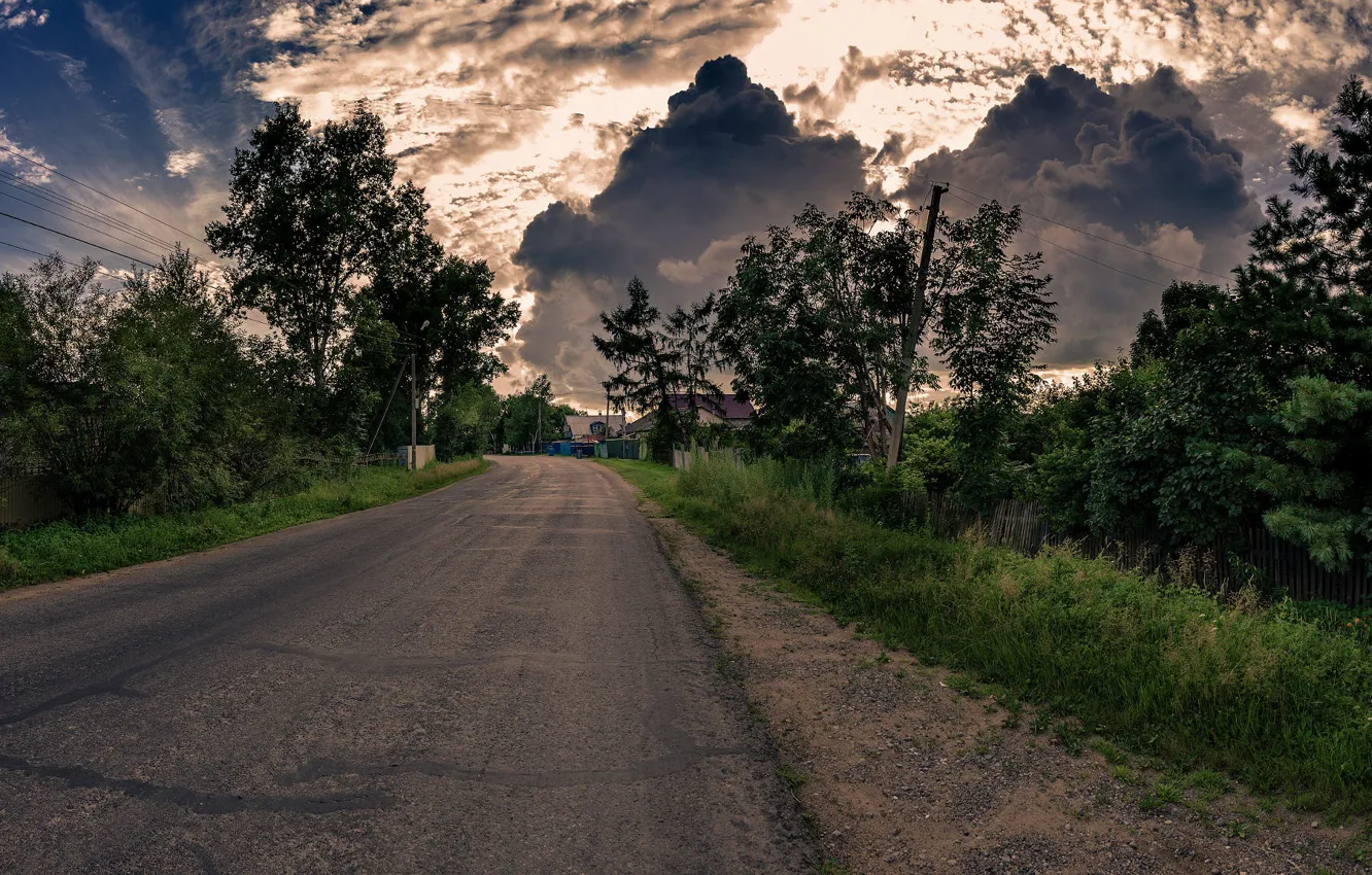 Фото обои дорога, облака, деревня