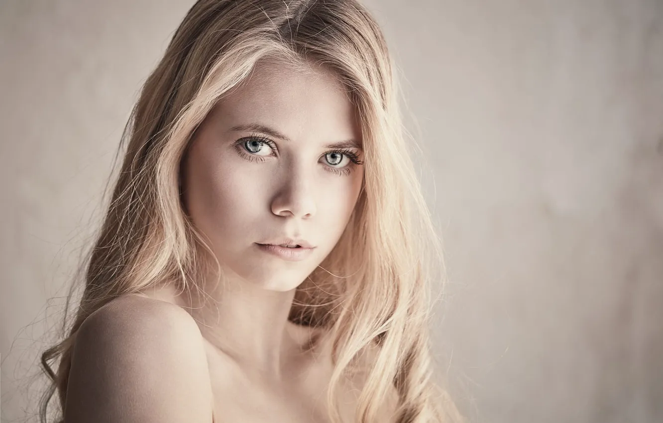 Фото обои портрет, губки, прелесть