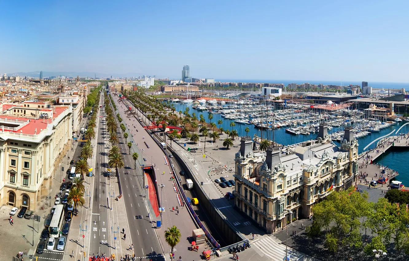 Фото обои дорога, пальмы, дома, лодки, Испания, набережная, улицы, Барселона