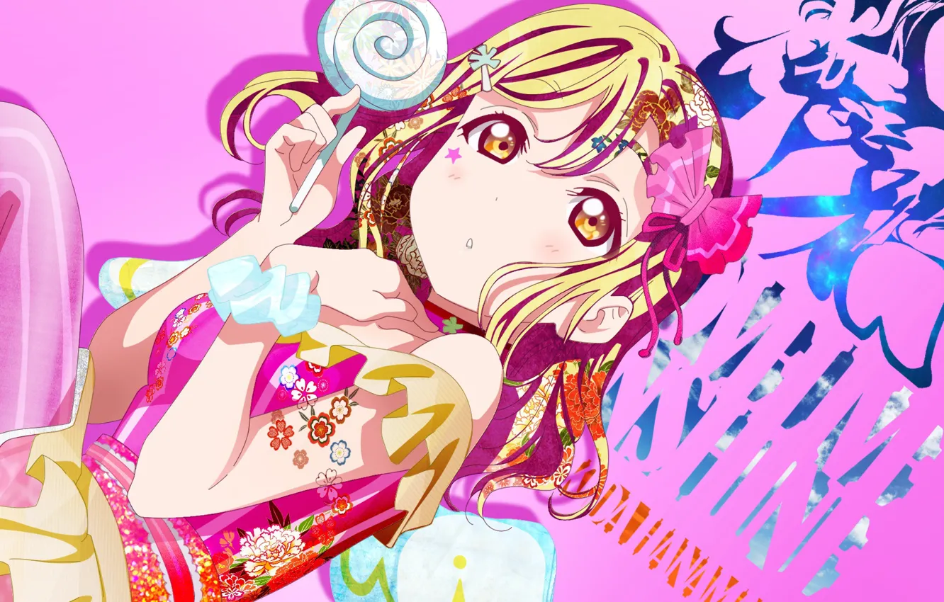 Фото обои взгляд, девочка, розовый фон, Love Live School Idol Project, леденец на палочке, Живая любовь