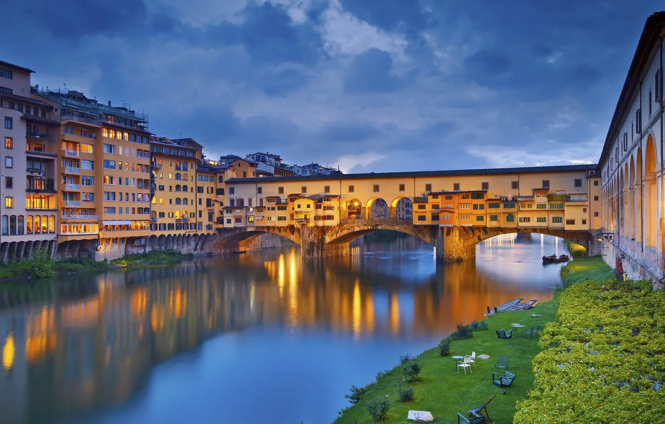 Фото обои ночь, мост, огни, река, дома, Италия, Флоренция, Арно