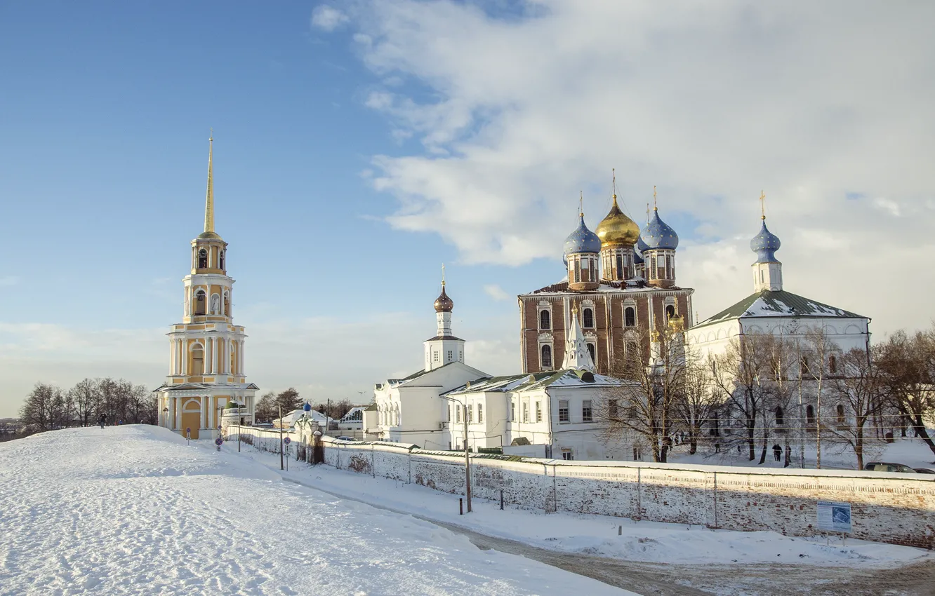 Фото обои зима, небо, снег, церковь, храм, вал