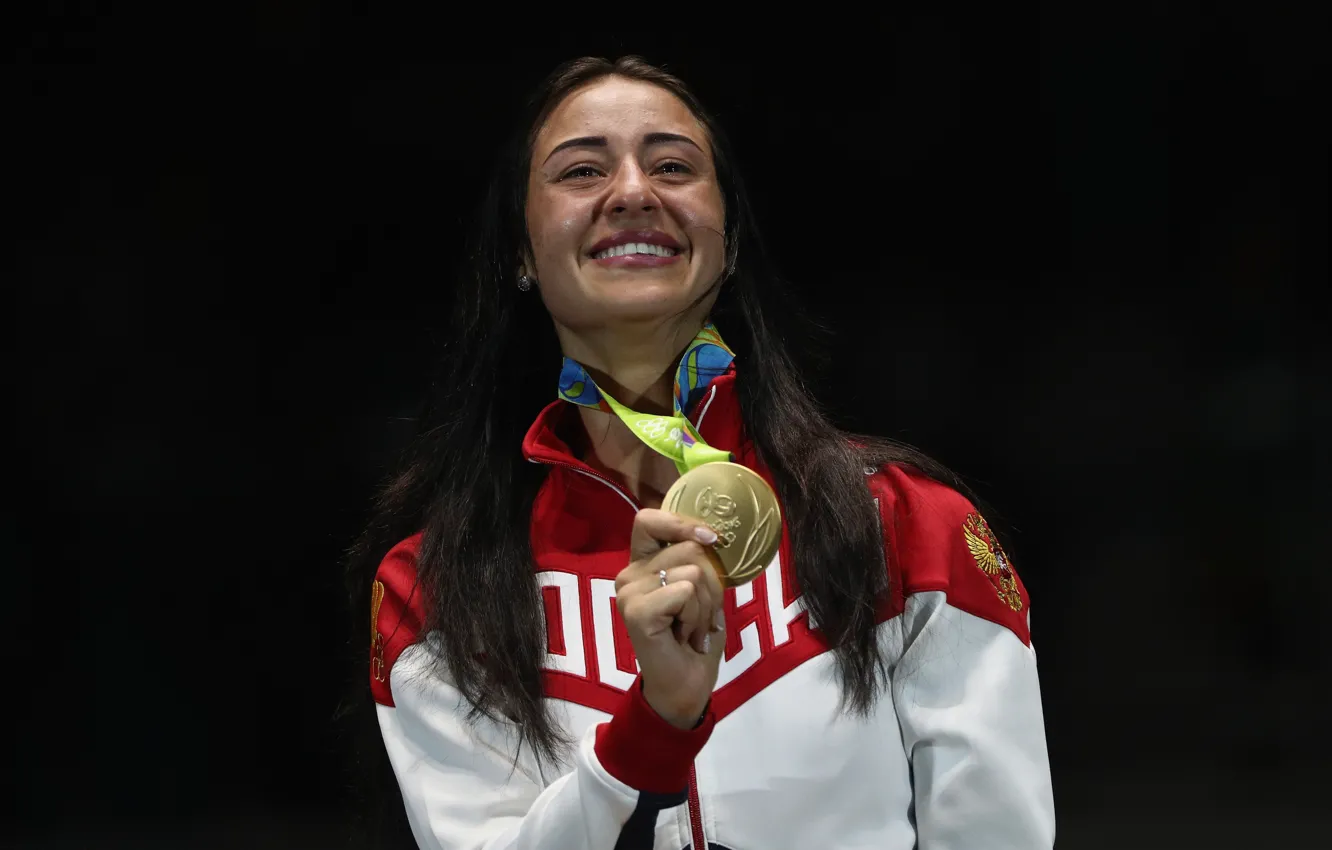 Фото обои золото, олимпийская чемпионка, фехтование, Рио-2016, Яна Егорян