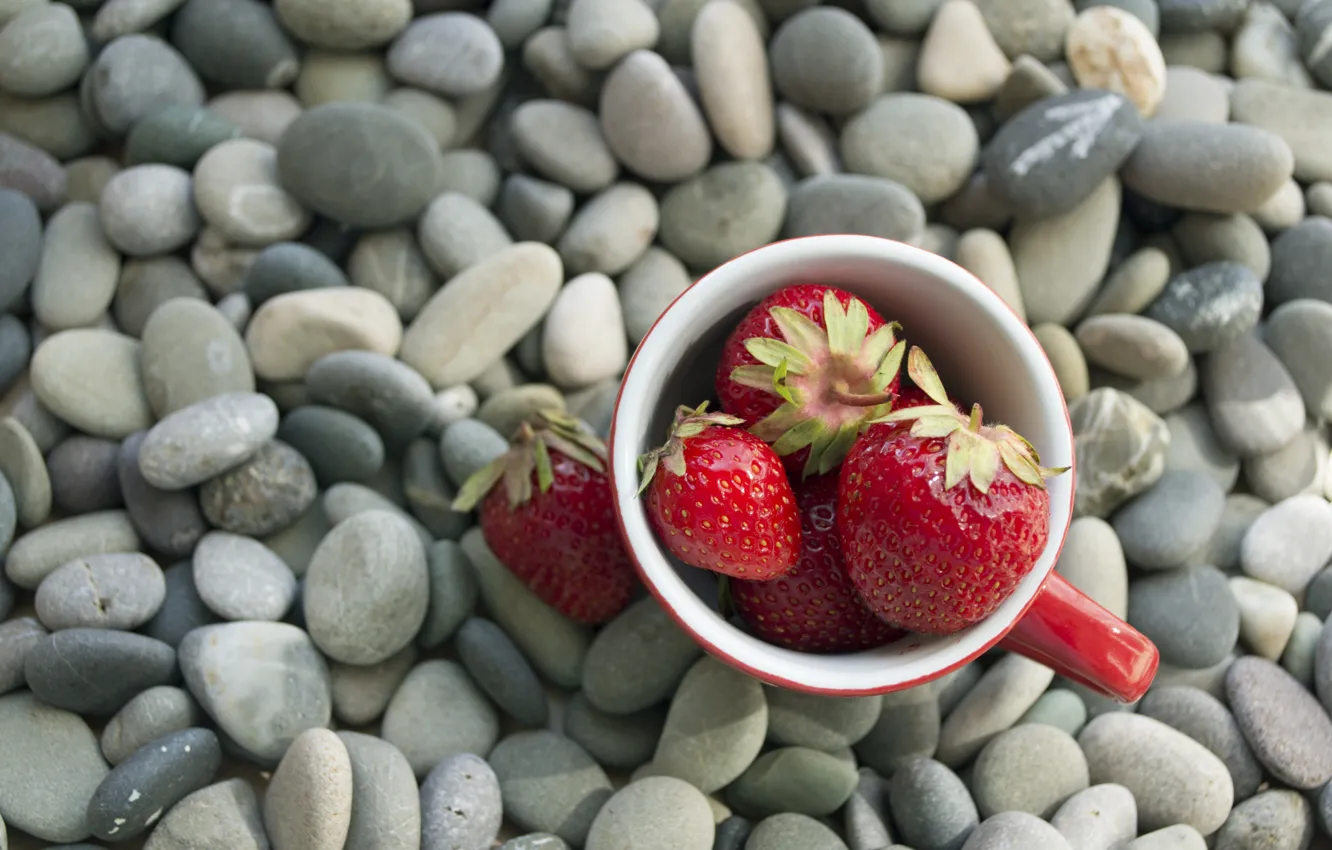 Фото обои ягоды, камни, клубника, strawberry, berries, pebbles