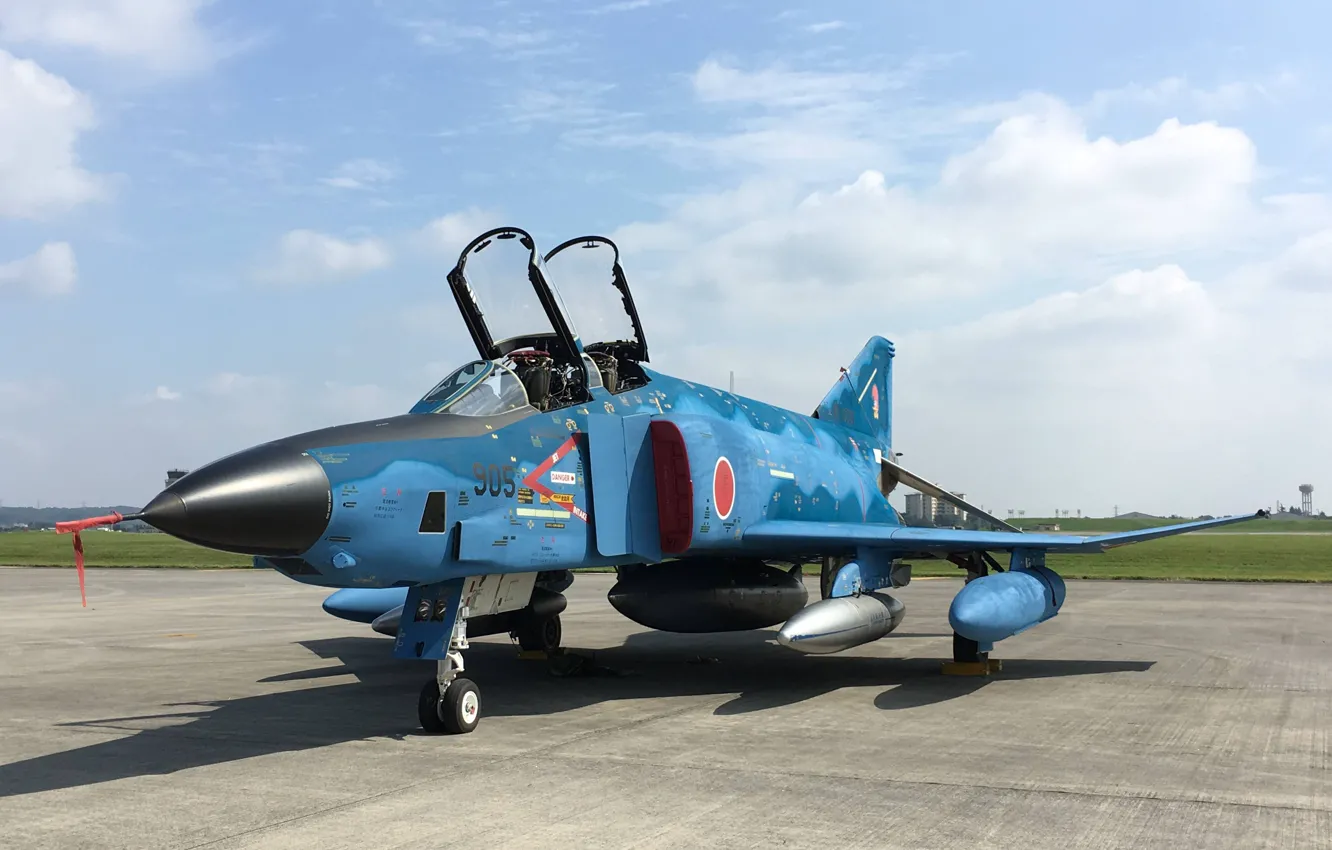 Фото обои Япония, Фонарь, Japan, F-4 Phantom II, Воздушные силы самообороны Японии, Mitsubishi Heavy Industries, Силы самообороны …