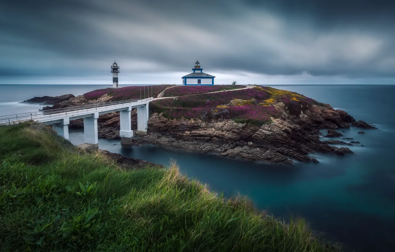 Фото обои море, маяк, Spain, Galicia, Isla Pancha