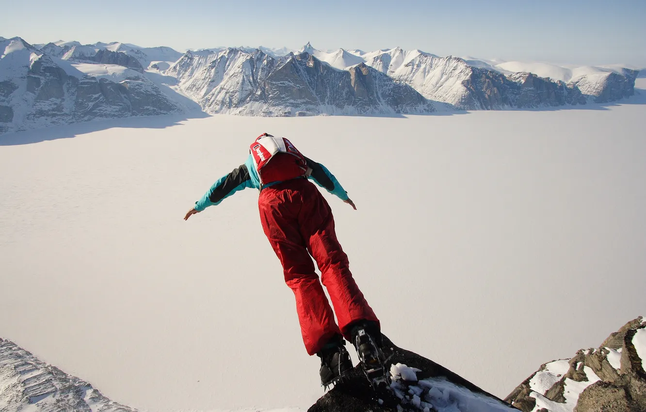 Фото обои зима, снег, горы, скалы, парашют, контейнер, экстремальный спорт, замерзшее озеро