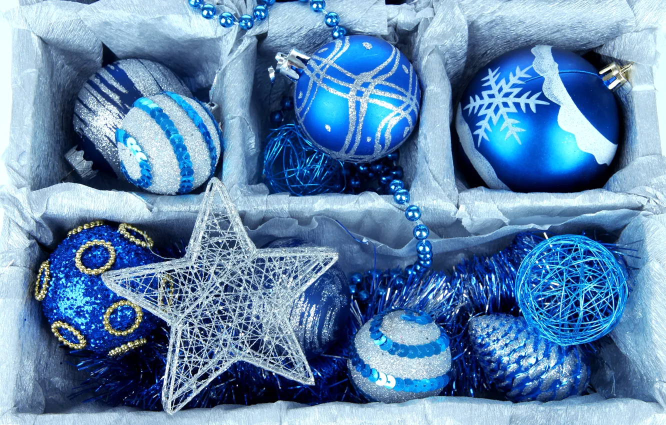 Фото обои зима, шарики, коробка, шары, игрушки, Новый Год, Рождество, бусы