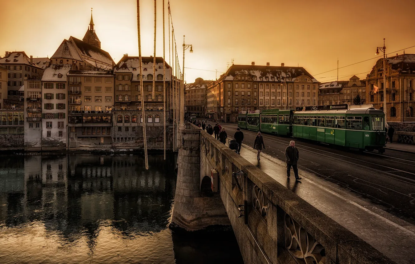Фото обои мост, Швейцария, прохожие, Basel