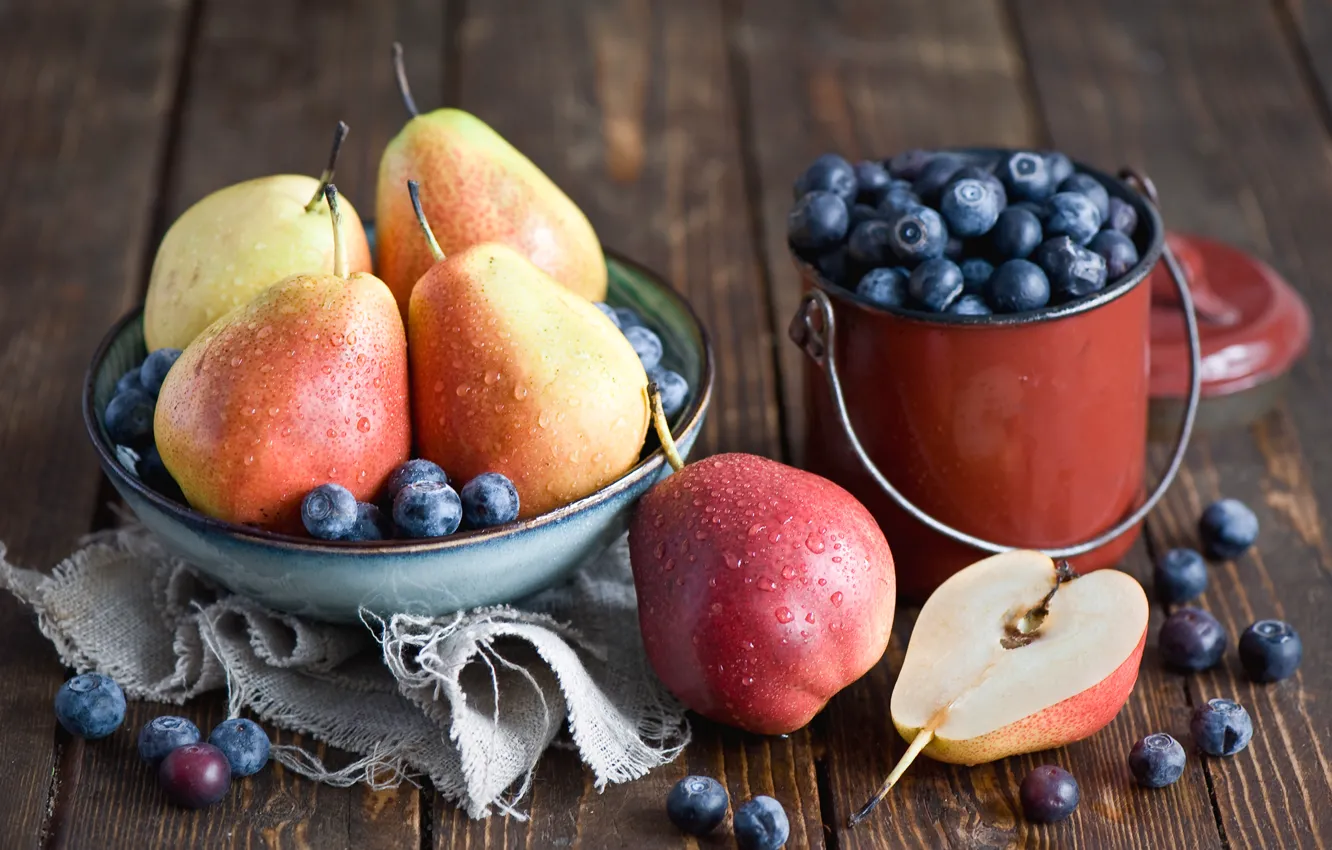 Фото обои ягоды, черника, тарелка, посуда, фрукты, натюрморт, груши, Anna Verdina