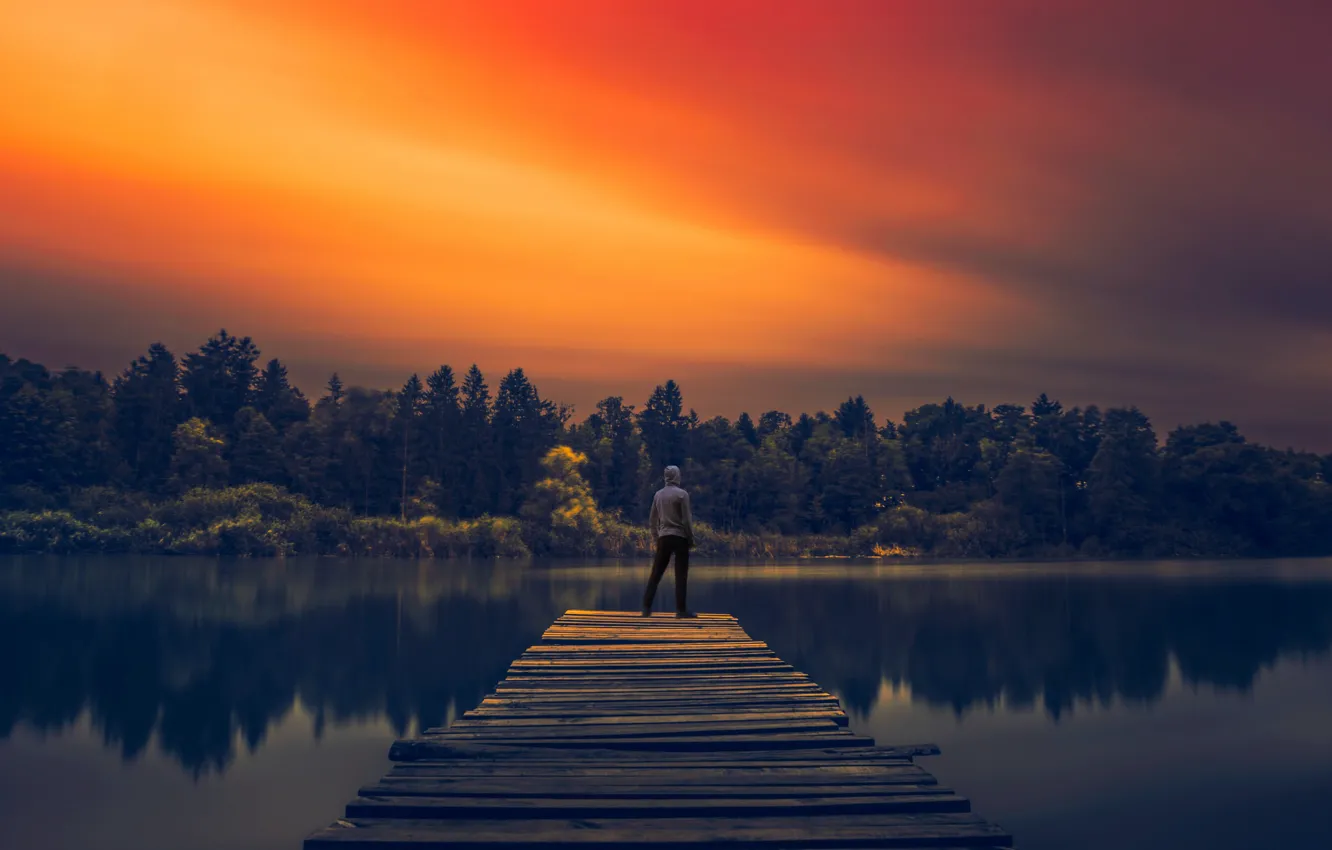 Фото обои lake, man, reflection, pier, sunlight, long exposure