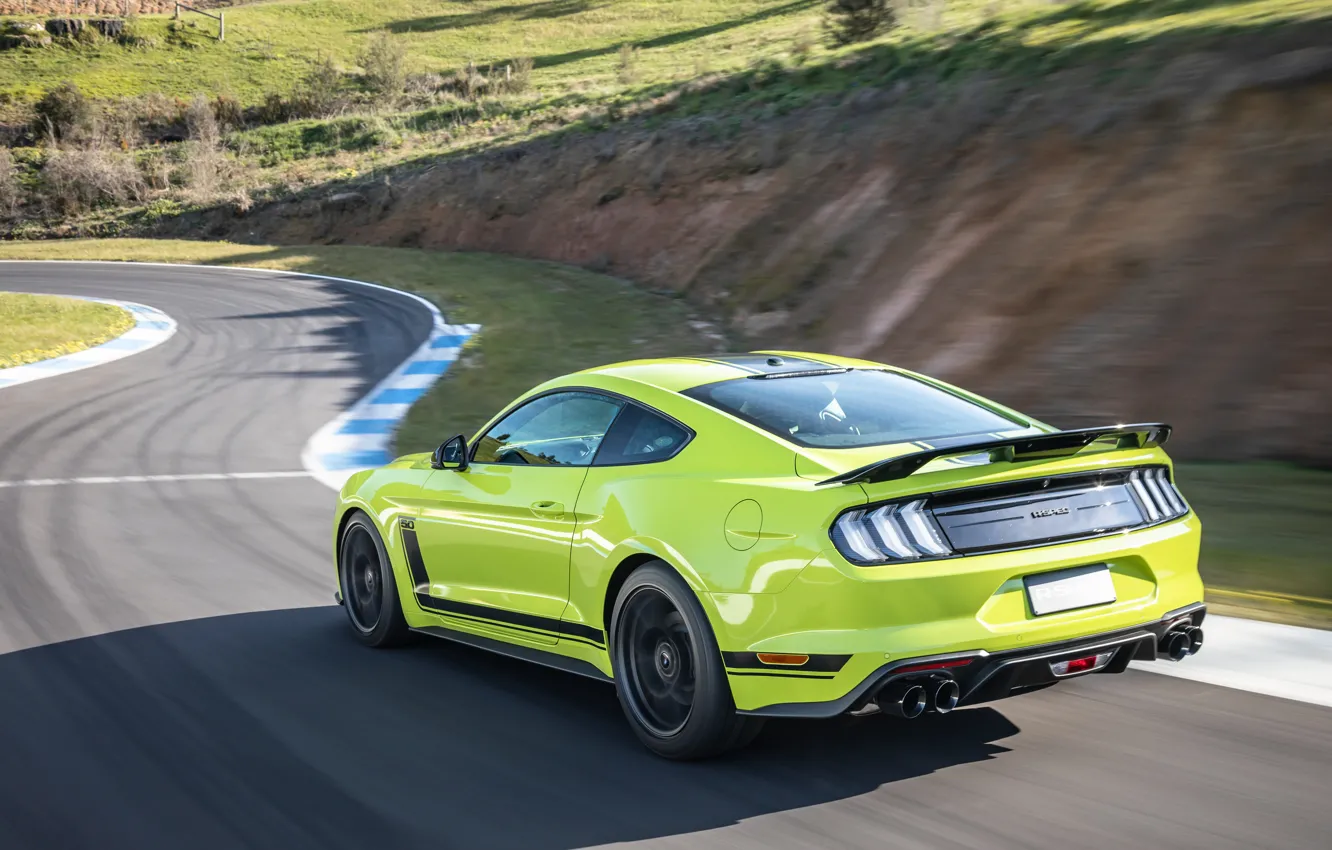 Ford Mustang Fastback 2020