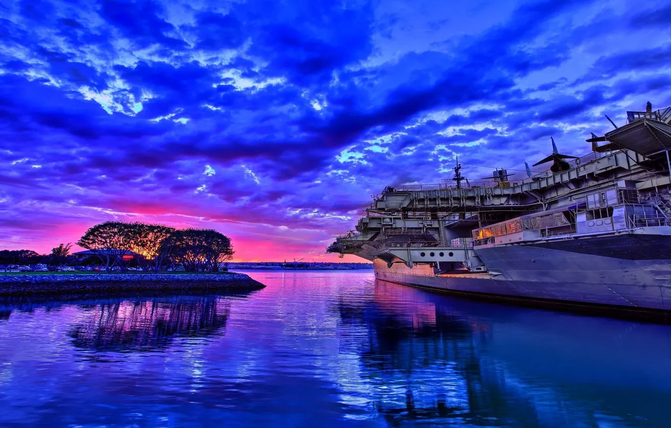 Фото обои закат, берег, авианосец