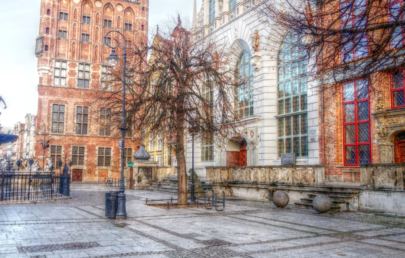 Фото обои street, building, poland, gdańsk