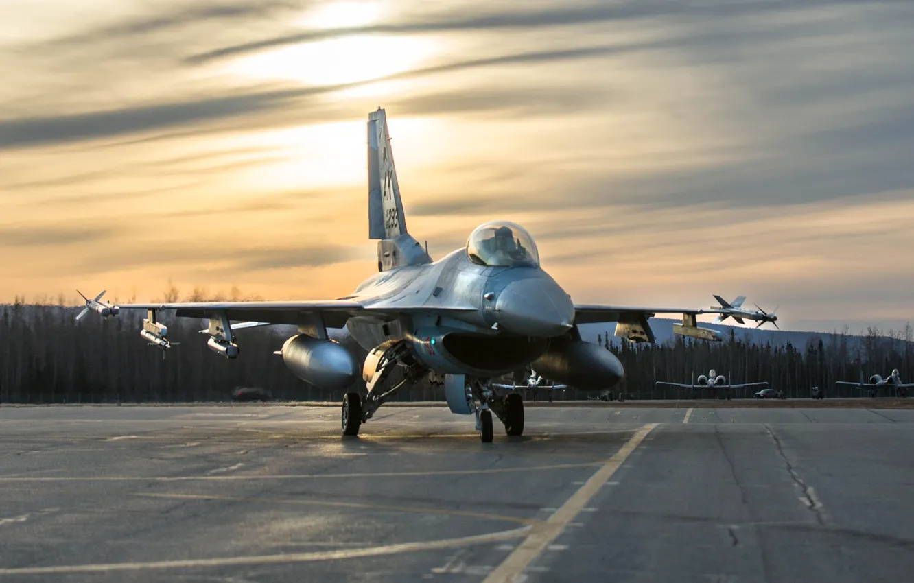 Фото обои Аляска, F-16, Fighting Falcon, ВВС США, General Dynamics, четвёртого поколения, многоцелевой истребитель, американский многофункциональный лёгкий