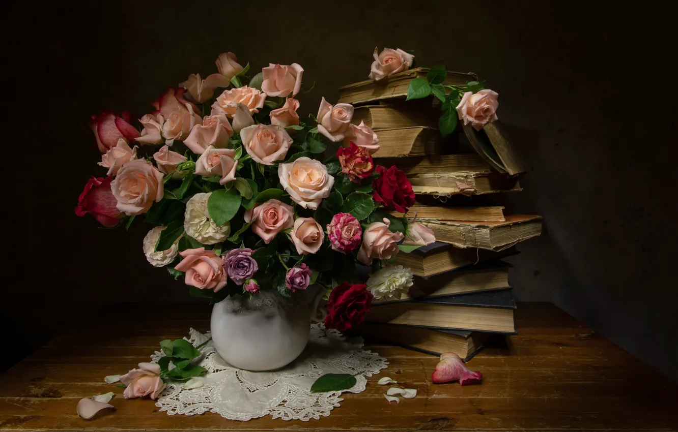 Фото обои книги, розы, букет, натюрморт, Татьяна Феденкова
