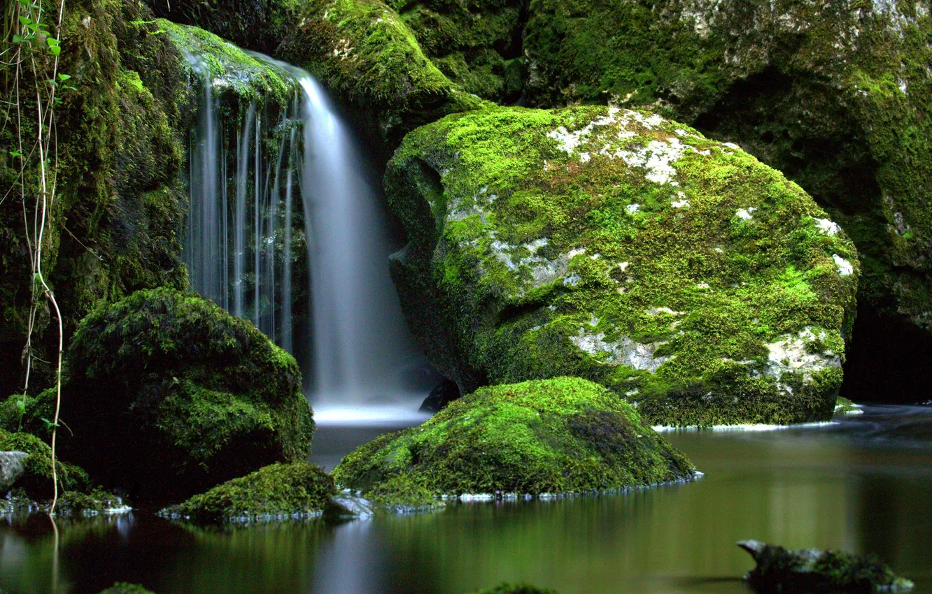 Фото обои река, камни, водопад, мох, Ирландия, Cladagh River