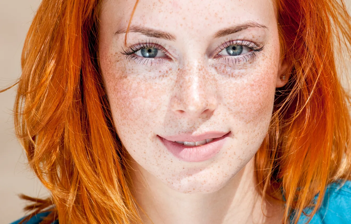 Фото обои blue eyes, beauty, look, Redhead, freckles