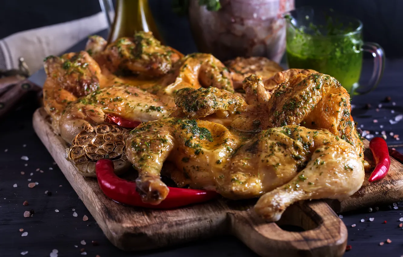 Фото обои курица, мясо, перец, специи