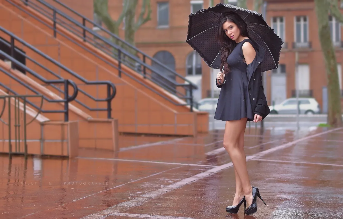 Фото обои девушка, улица, зонт
