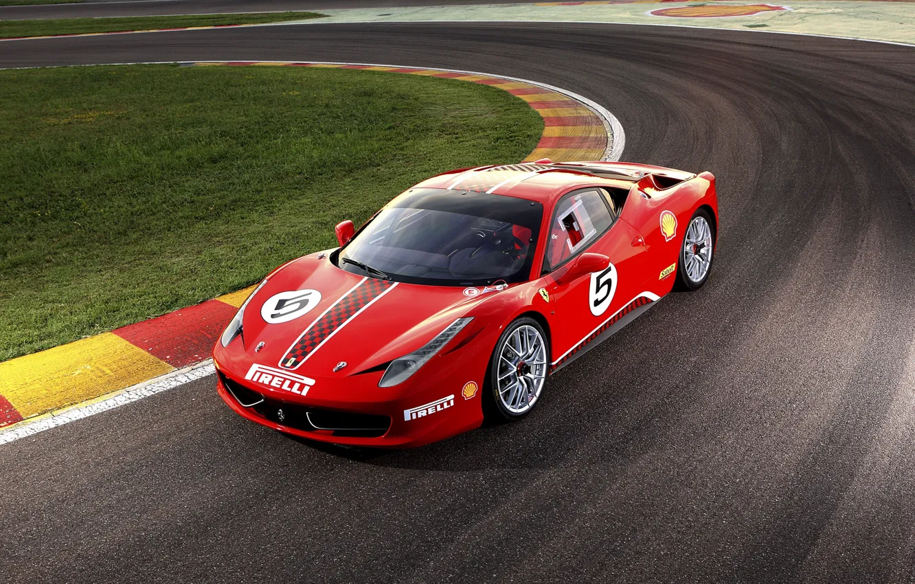 Фото обои Ferrari, феррари, красная, трек, 458 Challenge 2011