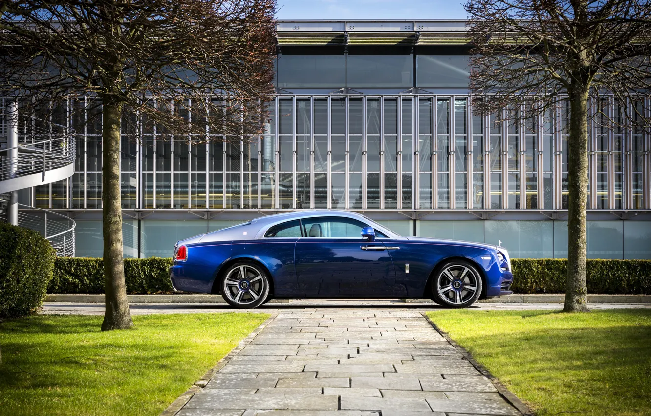 Фото обои деревья, здание, весна, Rolls-Royce, blue, collection, шикарный, Роллс-Ройс