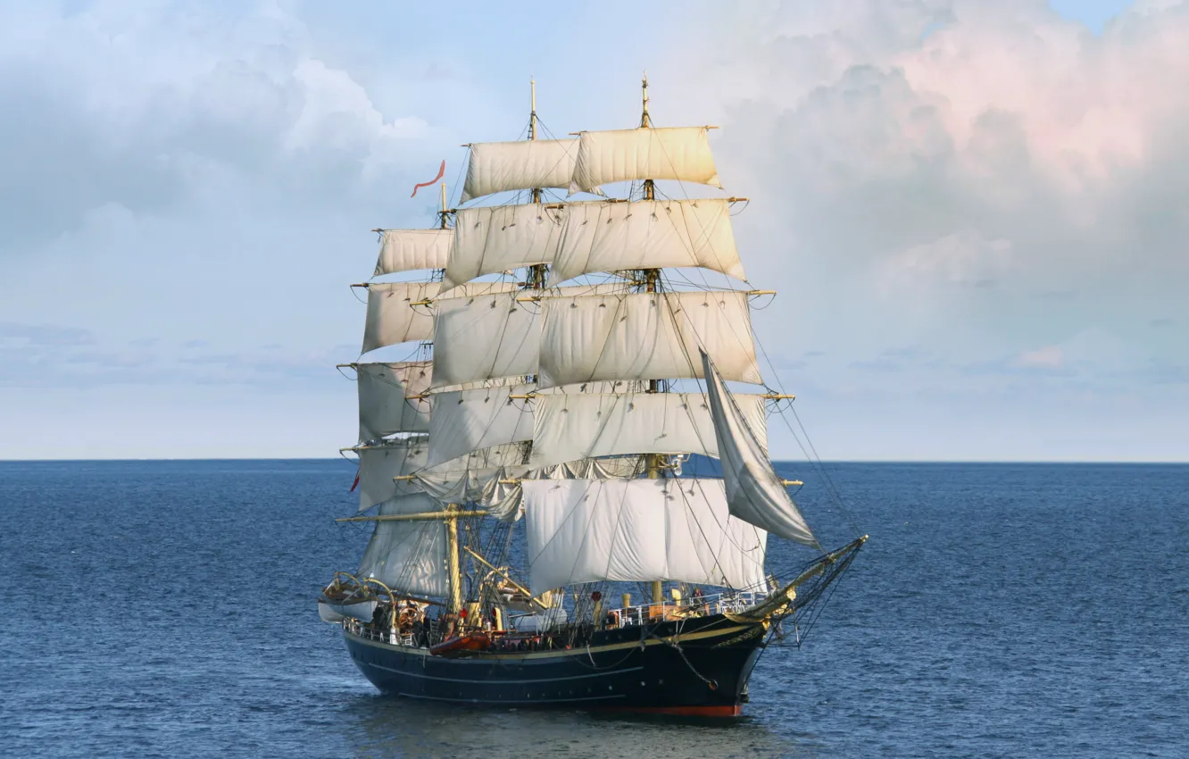 Фото обои облака, океан, романтика, парусник