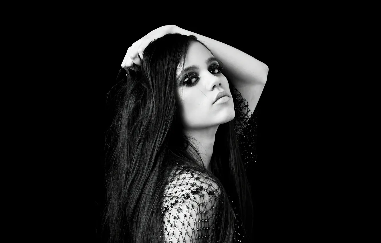 Фото обои взгляд, поза, макияж, актриса, черно-белое фото, Jenna Ortega, Дженна Ортега