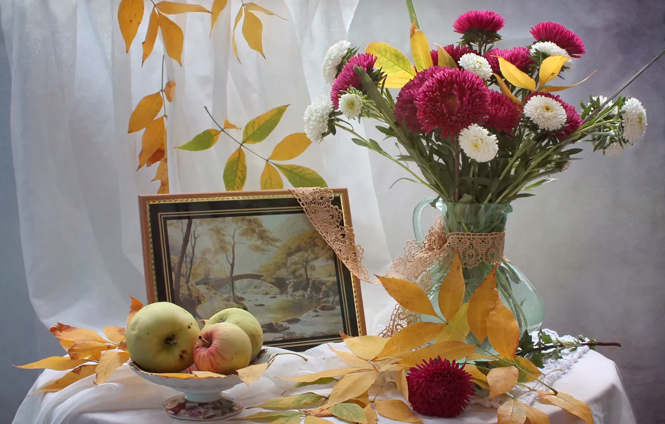 Фото обои осень, листья, цветы, стол, яблоки, картина, желтые, ваза