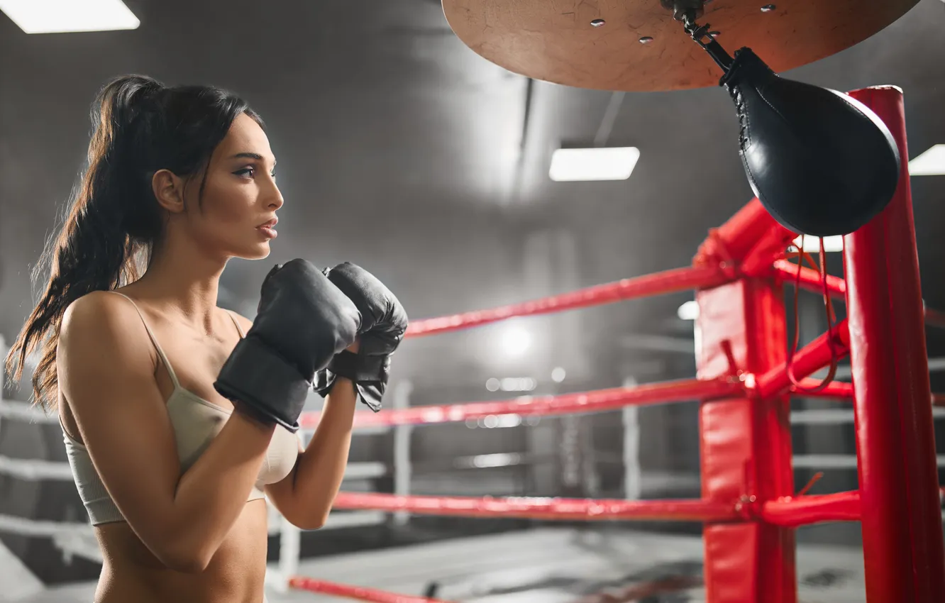 Фото обои girl, fighter, exercise, boxing, body, fighting, female, fitness