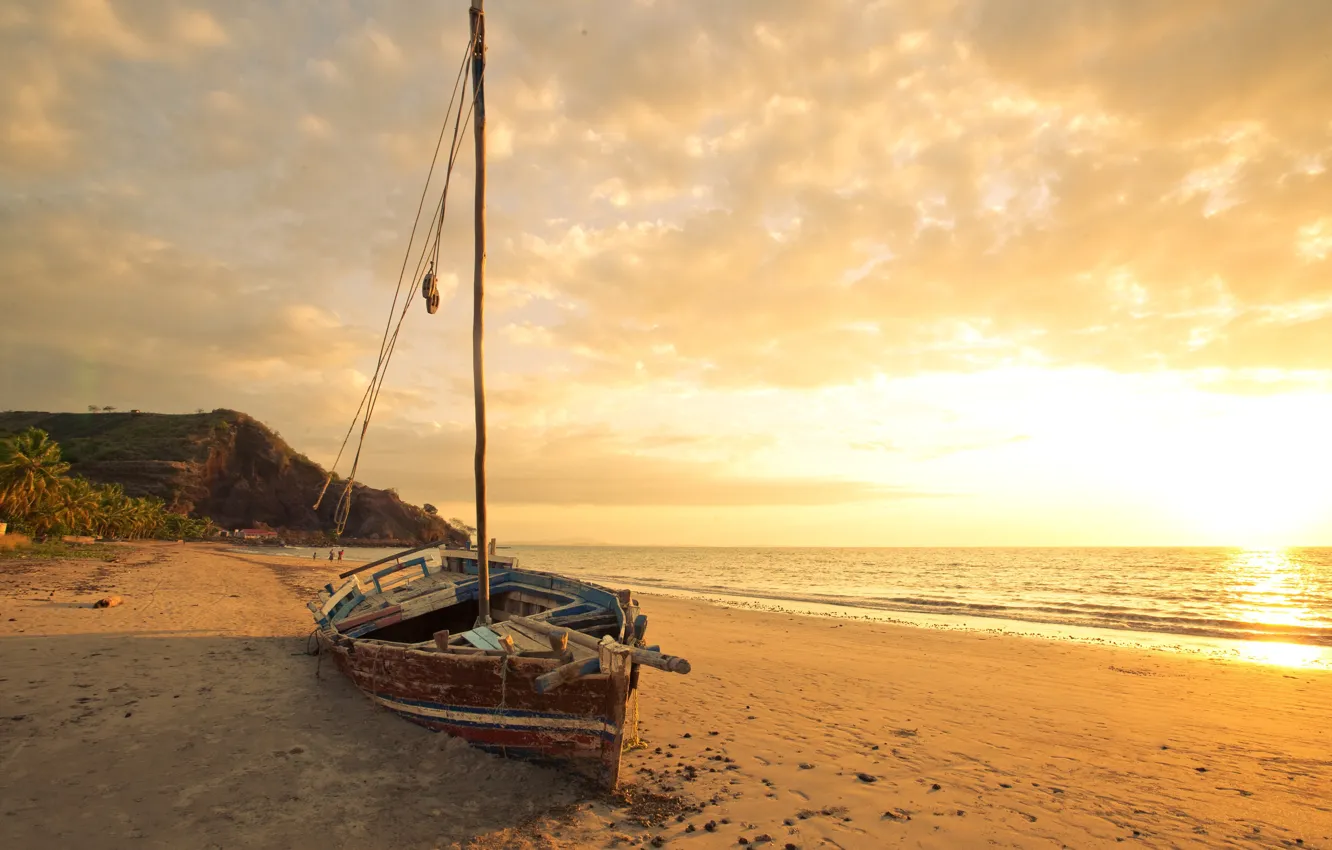 Фото обои песок, море, пляж, рассвет, лодка