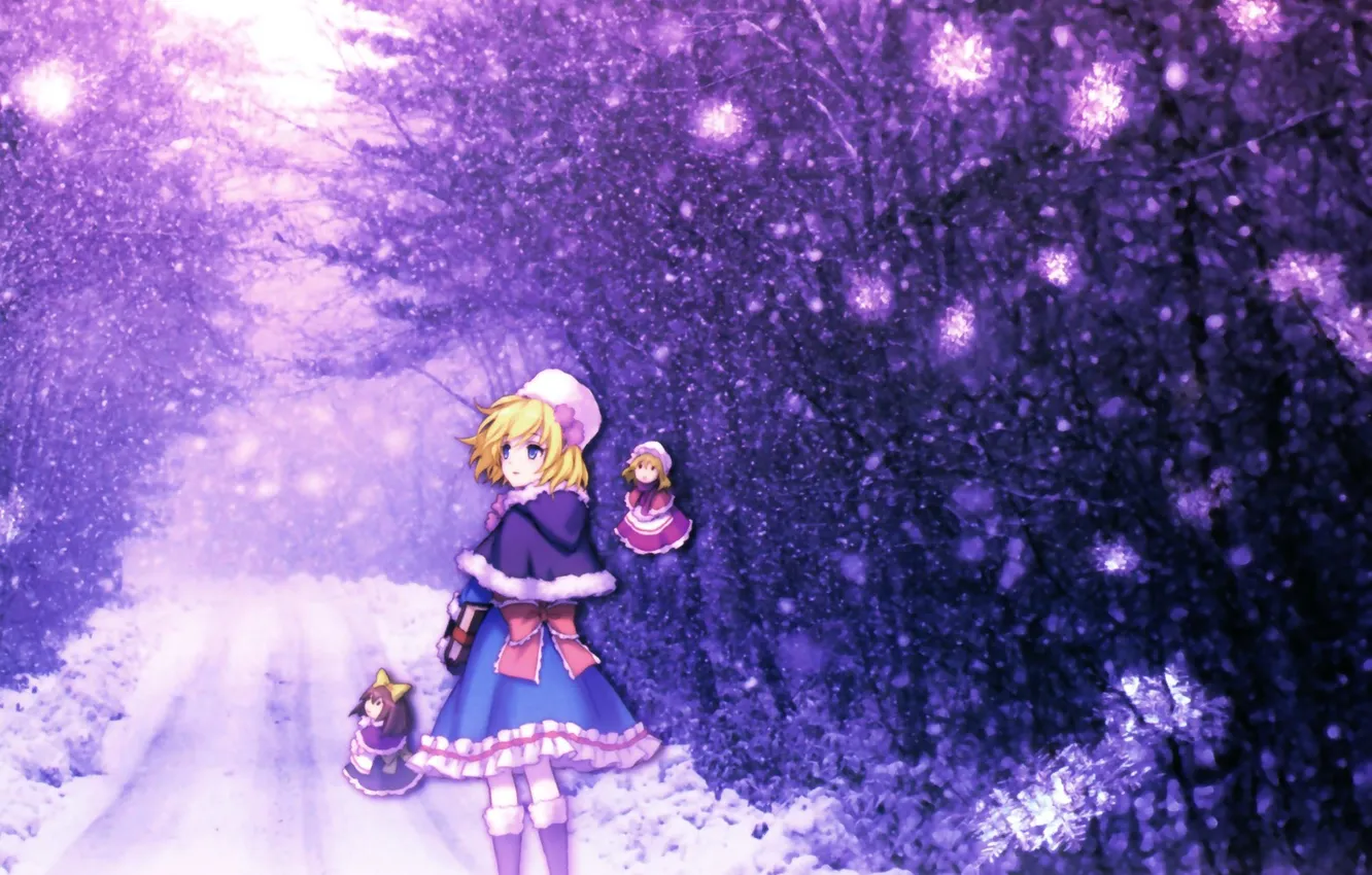 Фото обои зима, дорога, лес, девушка, снег, деревья, шапка, куклы