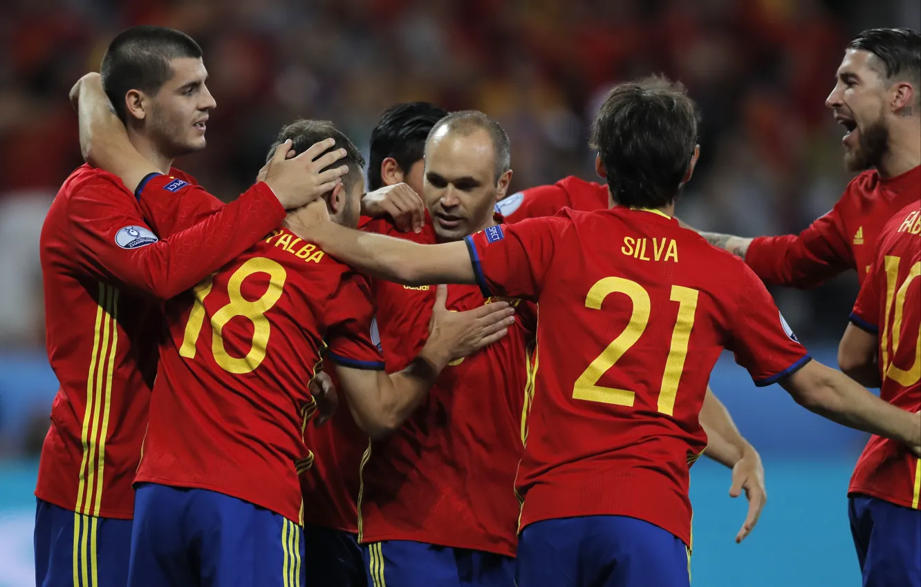 Фото обои футбол, Испания, футболисты, football, Фабрегас, Сборная, Iniesta, Серхио Рамос