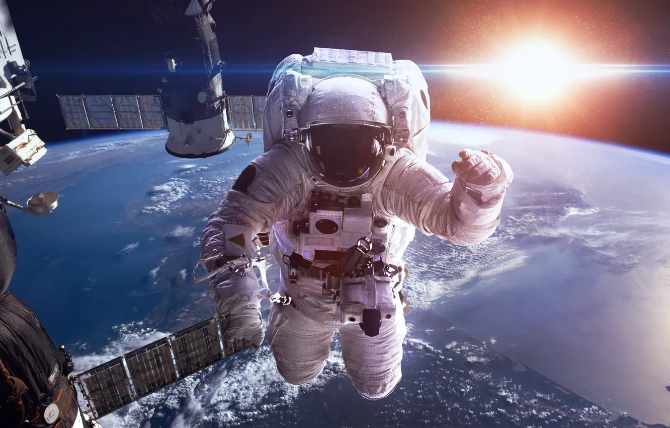 Фото обои Солнце, Станция, Земля, Астронавт, Космонавт, Спутник, Planet, Station