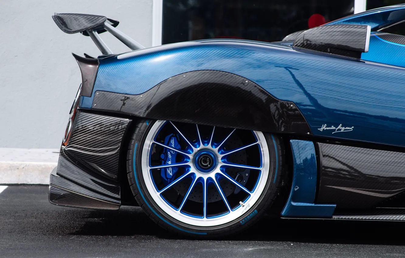 Фото обои Pagani, close-up, Zonda, wheel, Pagani Zonda HP Barchetta