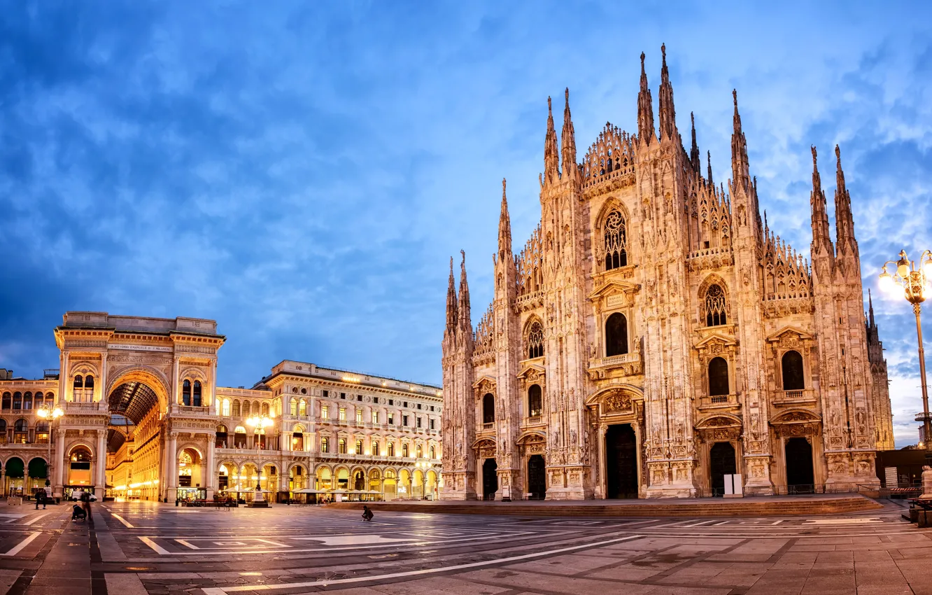 Фото обои огни, вечер, площадь, фонари, Италия, собор, архитектура, Milan Cathedral