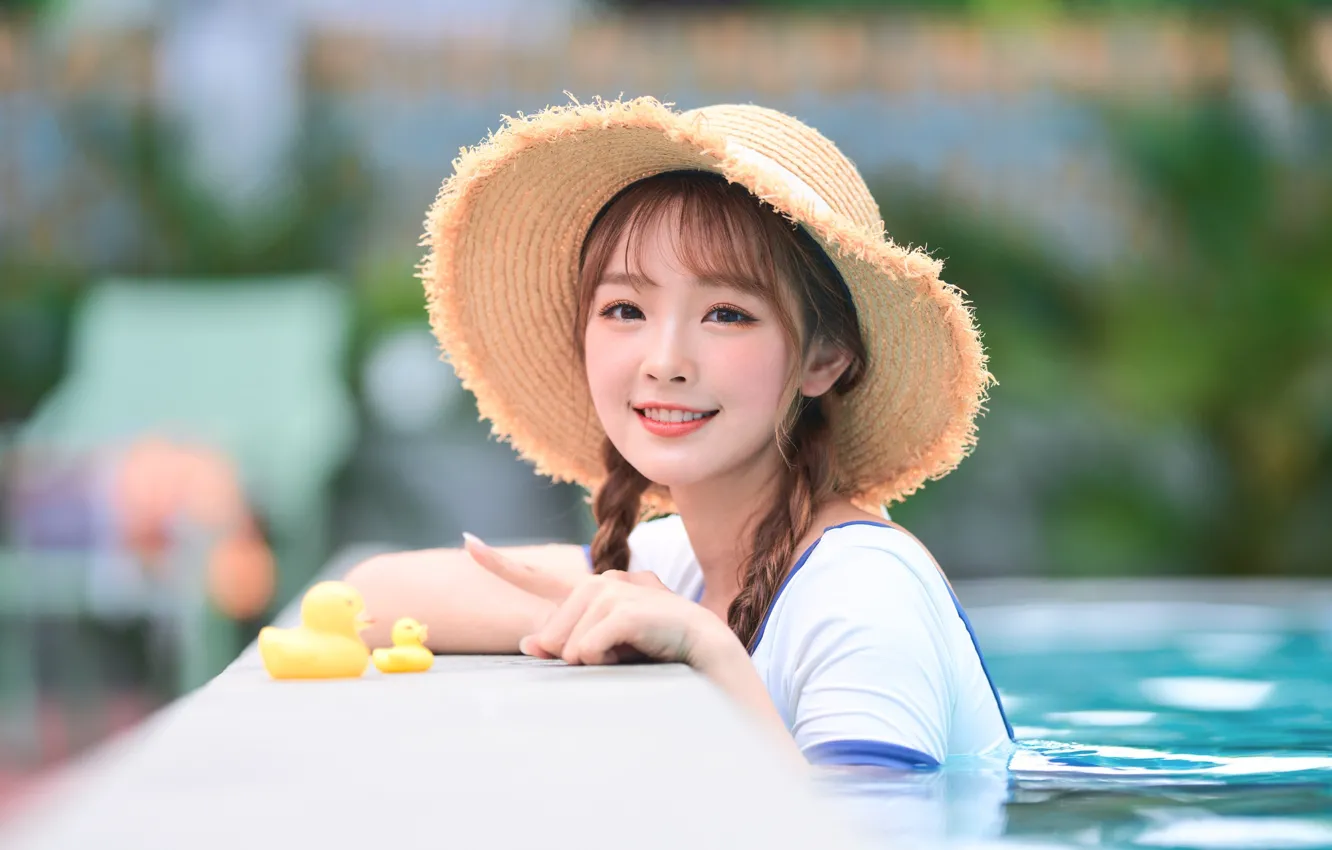 Фото обои Asian, Model, Water, Smile, Woman, Pool, Hat, Outdoor