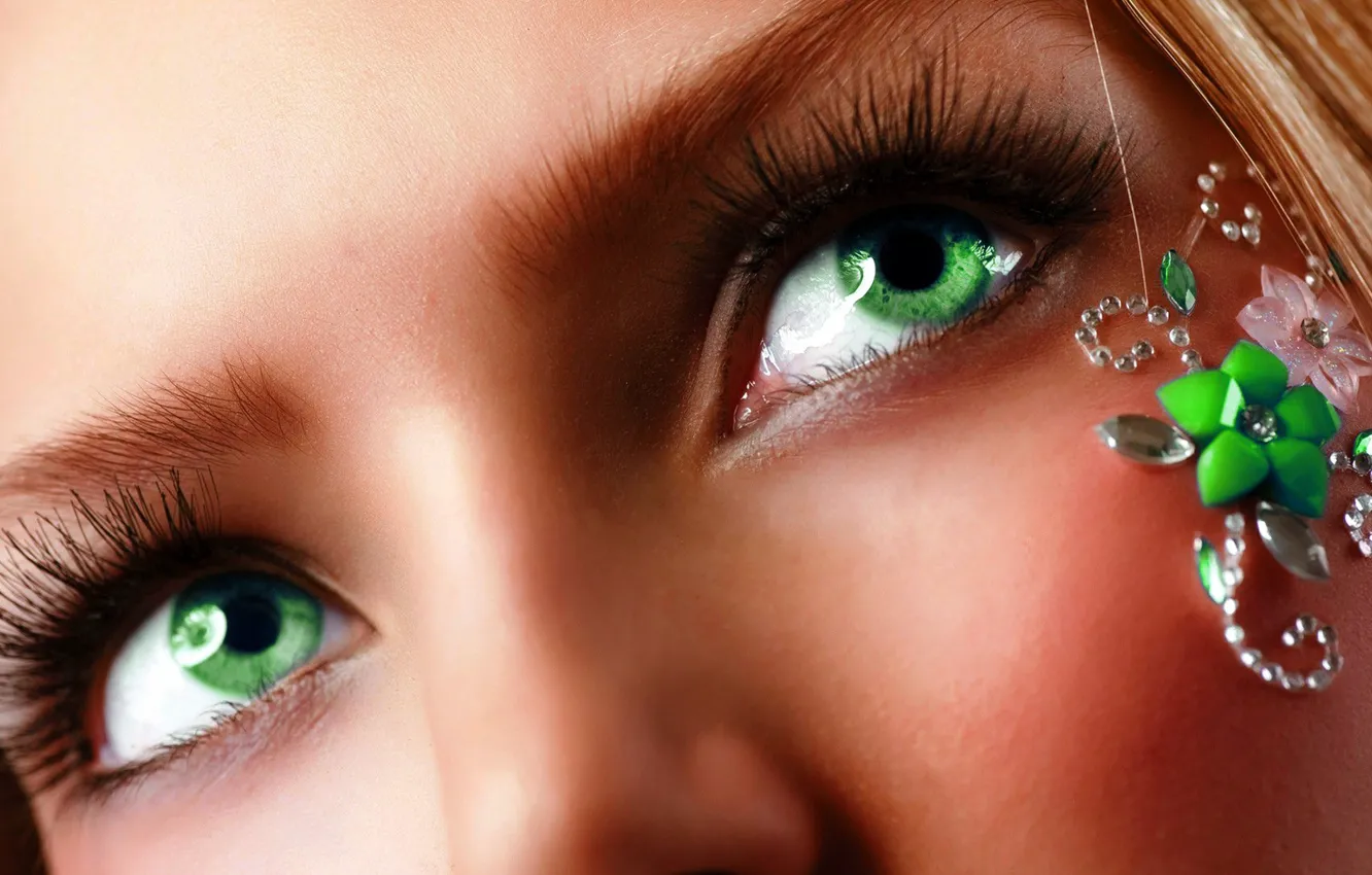 Фото обои глаза, девушка, лицо, ресницы, зеленые, блондинка, брови, украшение