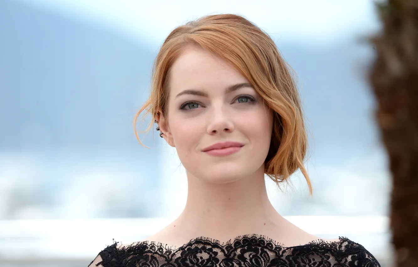 Фото обои взгляд, портрет, актриса, красотка, рыжеволосая, Emma Stone, Эмма Стоун