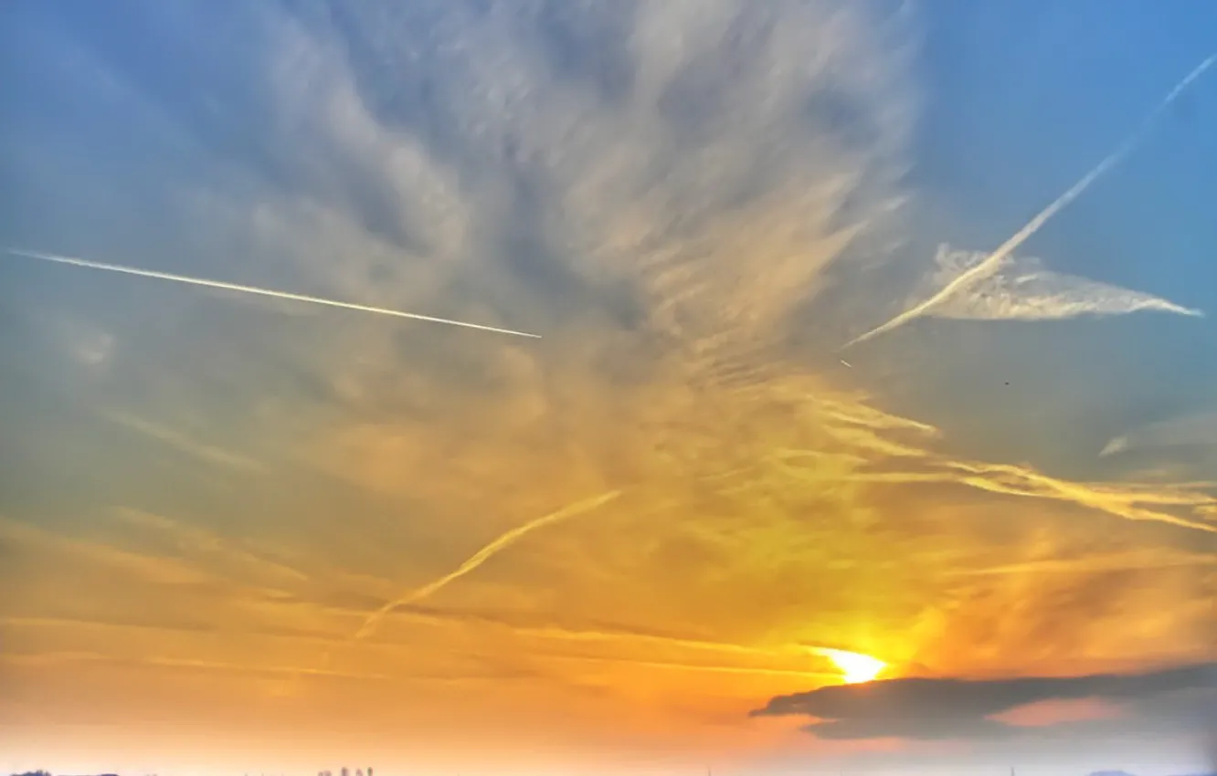 Фото обои облака, Небо, конденсационный след