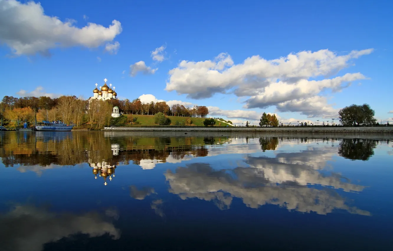 Фото обои река, храм, Ярославль, Успенский собор