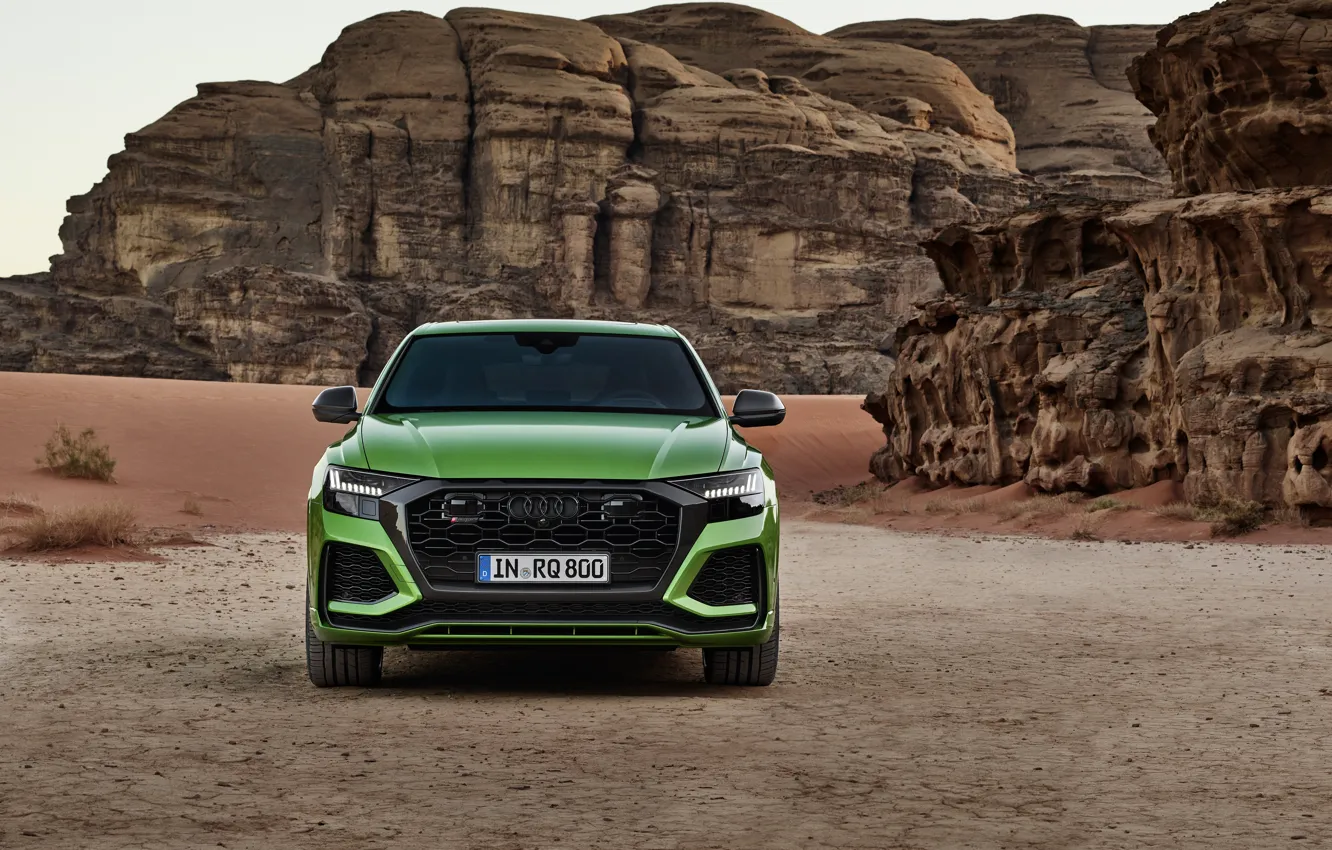 Фото обои Audi, пустыня, вид спереди, кроссовер, 2020, RS Q8