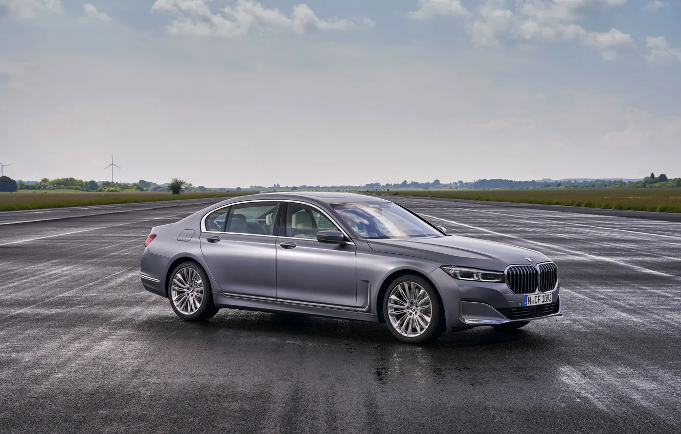 Фото обои BMW, седан, мокрый асфальт, четырёхдверный, G12, G11, 2020, 7er
