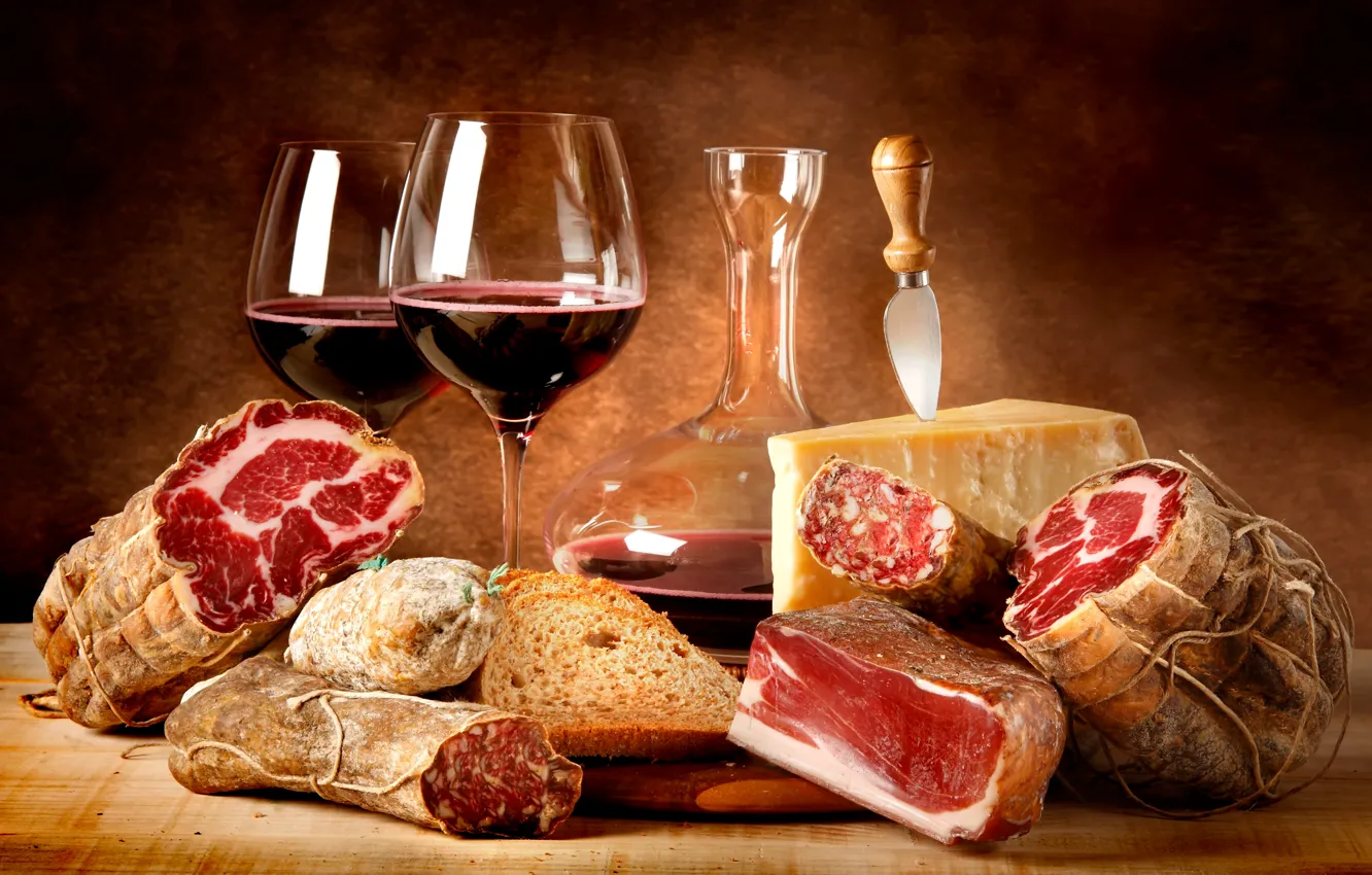 Фото обои вино, красное, еда, сыр, бокалы, хлеб, мясо, red