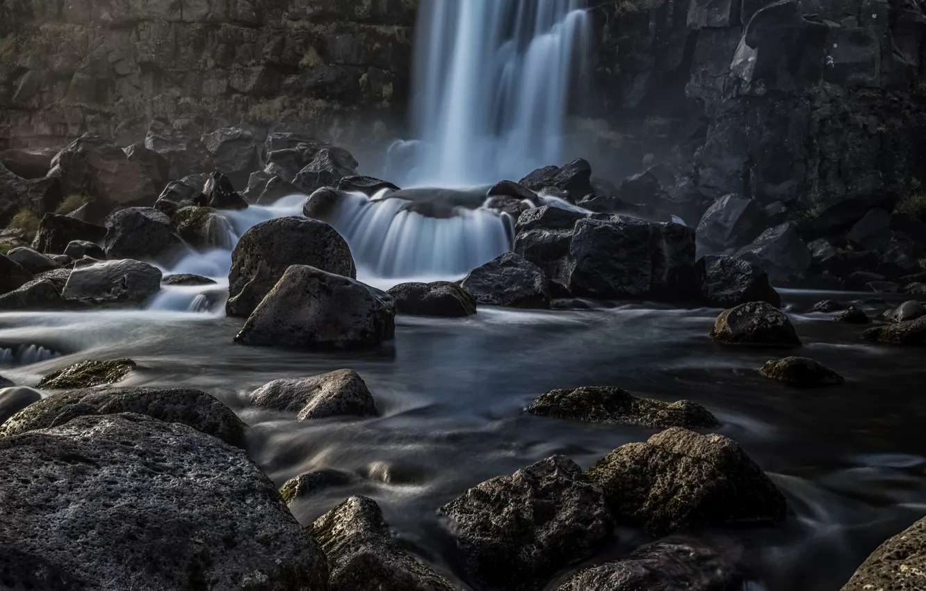 Фото обои брызги, скала, камни, водопад, поток, Исландия