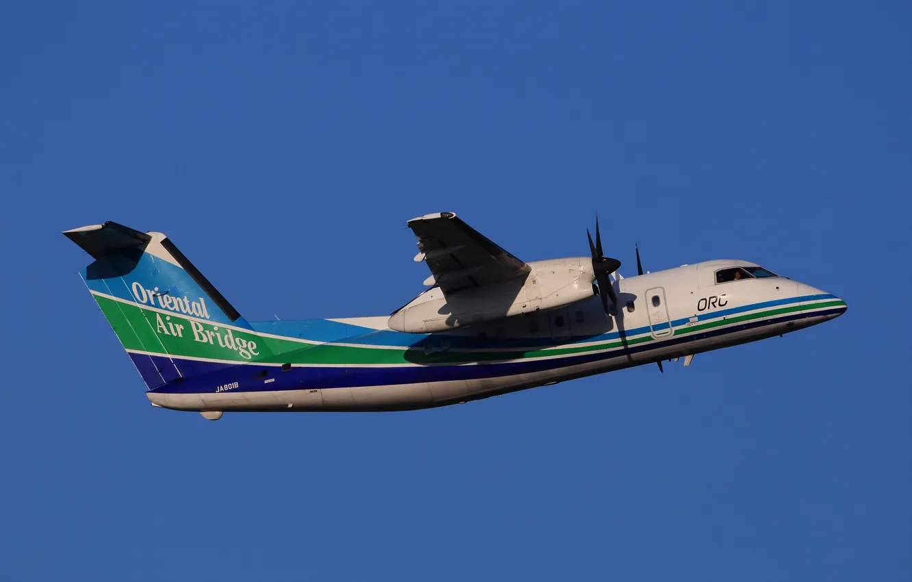 Фото обои пассажирский самолёт, DHC-8-Q200, ORC